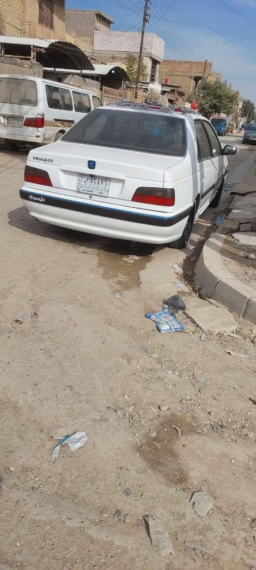 سلام عليكم بيجو بارس موديل ٢٠٢٣ ماشيه ٤٨ مطلوبه للمصرف سنتين استقطاع مباشر السياره بسمي السعر ٧٥ وبيهه مجال مكفوله من الضربه ولطخه ***********
