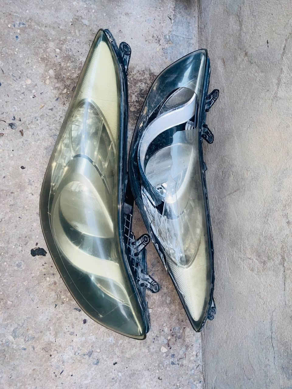 ت السلام عليكم ...غراض النترا كله شغال وعلفحص....مازدات يرادلهن جامات السعر ٣٠ ....مازدات اصليات خليجي السعر ١٢٥...مجاول اصليات السعر ٣٠.....عبوه شغاله السعر ٢٥....الكبات السعر ٤٠ الحجم ١٥ ...جوينات الواحد ١٠ اصليات هنه والقفايص....شخاطه مال فيوزات السعر ١٥ .....دعاميه بيضه وياهه بلاجوكترات السعر ٢٥ الف ....شبابيك فوك وجوه السعر الزوج ١٥ الف ....تحياتي للجميع *********** بغداد الشعب

