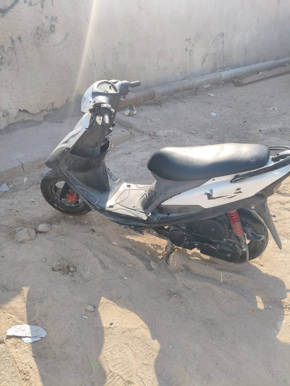 ره دراجه ماكس كلشي ما عوزه اركب وطلع وين ما تريد سعر 550وبيها مجال دراجه مجفته العنوان بصره زبير ***********
