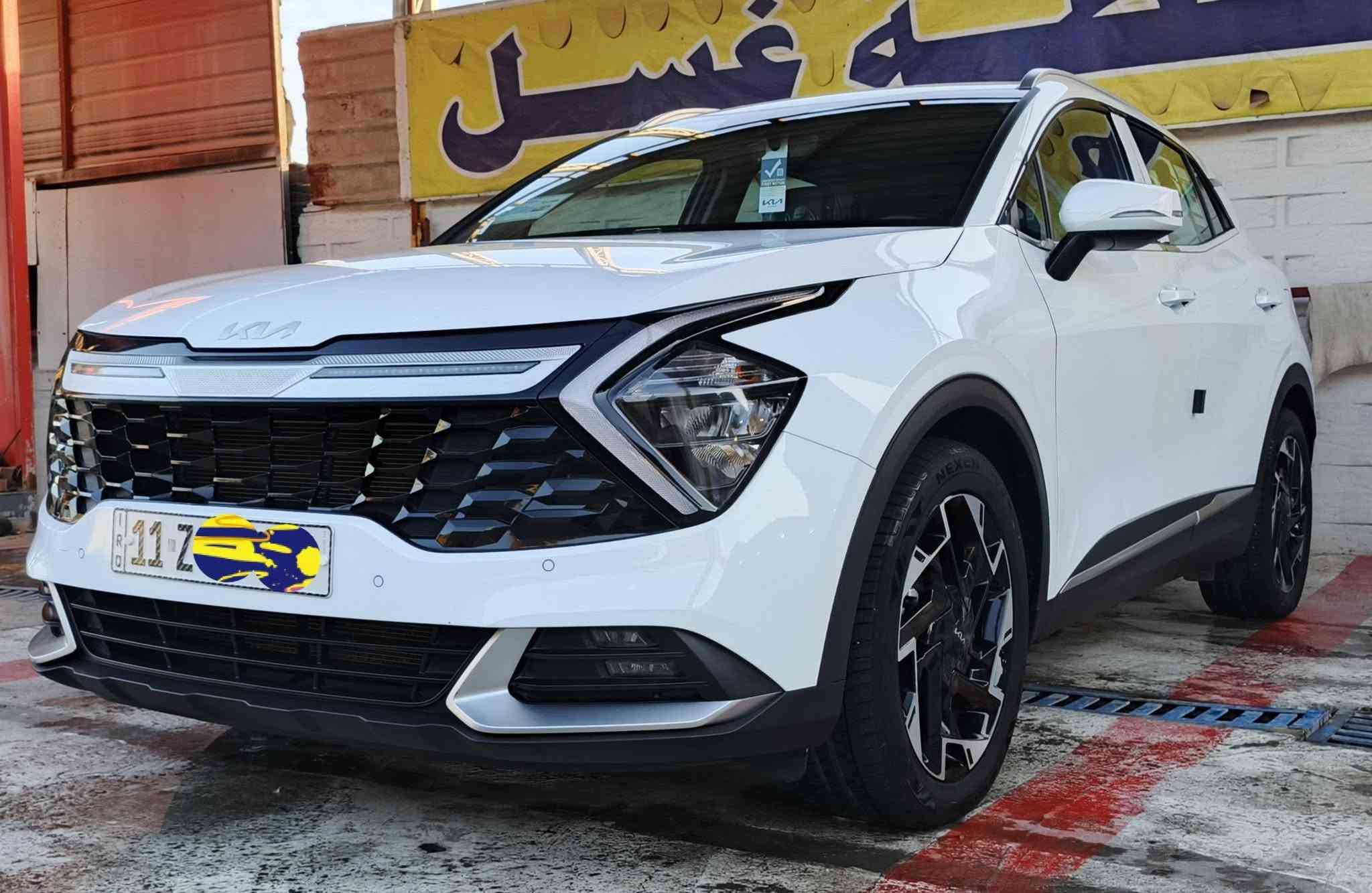السلام عليكم للبيع كيا سبورتنج فول مواصفات 1/1 ماعدا البانوراما....
موديل/////////   2025
اللون //////////  ابيض
الرقم//////////// بغداد الجديد 
ماشية//////////  15 ألف 
السيارة/////// بحالة الزيروووو فابلون الشركة كلة بيها
كفالة عامة من كلشي من الصبغ والبارد والشخوط
السعر///////   217    وبيها مجال بسيط 
الاتصال على الرقم ***********
مكان السيارة   بابل
