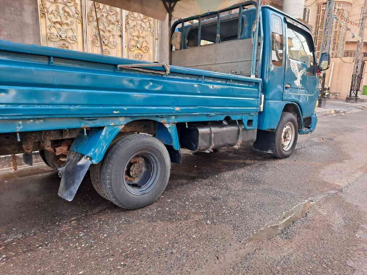 سلام عليكم 
كيا سامسونك موديل 2000 مكينه وكير مكفولات 
كشر السيارة مثل ماموضح بلصور 
مكان السيارة البصرة 
رقم بابل سنوية تنتهي ب 2028 
الاتصال / واتساب : ***********
السعر 45 وبيه مجال
