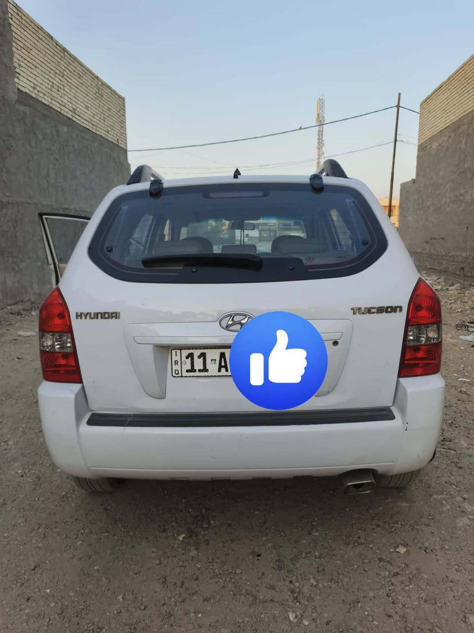 توسان ٢٠٠٩ خليجي بأسمي 
رقم انكليزي بغداد 
المحرك ٢٠٠٠ بي بخار 
الكير والتبريد كفاله 
مكان السيارة بغداد قرب مرور التاجيات 
السعر ٨٠  
للاستفسار ***********
