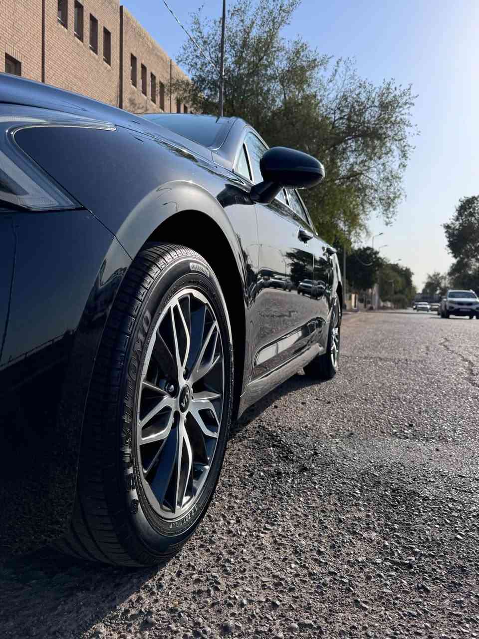 سلام عليكم
كيا K5 خليجي 1/1 للبيع موديل 21 
وكالة NIM 
ماشيه 98 الف كم 
هزه وسنويه جديد باسمي شرط التحويل رقم شمالي
سيارة مكفوله عدا مكانين بارد وسحبه كارت على كد اقل الشبر
سونار ب الصور موجود
كروس تثبيت سرعة
بانوراما فتحت سقف 
تبريد مركزي
 لايت زنون
تشغيل على بعد 
 اشاره بالمري
مودات قيادة سبورت ايكو كوفورت نورمل
كشن السايق كهرباء 
كشنات الاماميه تدفأه 
كشنات جلد 
محرك 2000 دوش 
نظام ترحيب 
اوتو هولد 
سايد بريك دكمه 
السعر 173 ورقة …متفيدك عوفها هاي السياره مال جناية وشكراً 
***********
