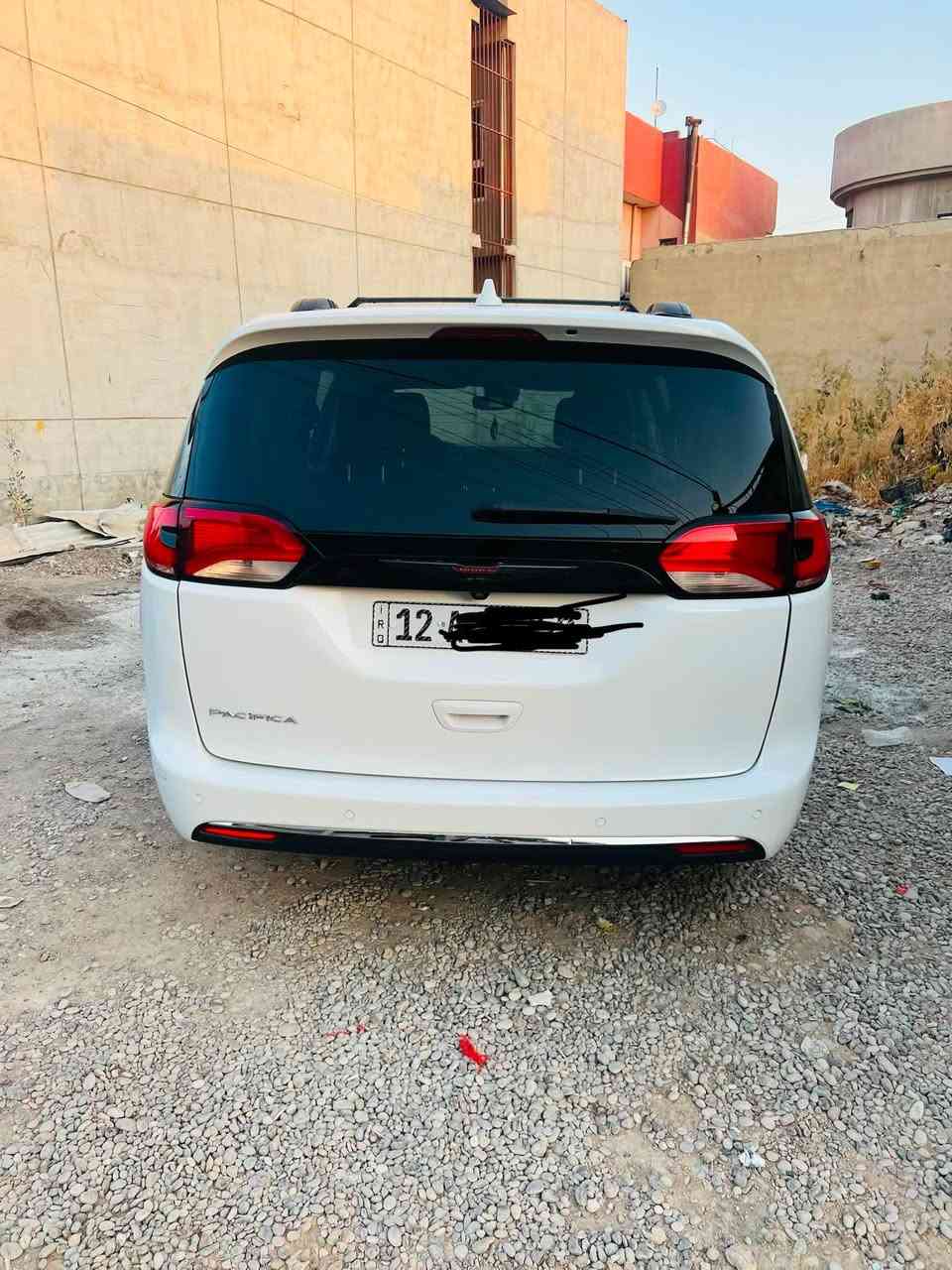 السلام عليكم باسفيكا للبيع او مراوس حسب القناعه موديل 2022 رقم نينوى بسمي شرط التحويل جاهزه حادث دك رقم الشاصي اواقتنع واني بخدمتك ابيع صبغ عام لاتكلي اشبيها سياره جاهزه دك رقم الشاصي واني بخدمتك السعر 165 اوبيها مجال مكاني موصل ***********او***********
