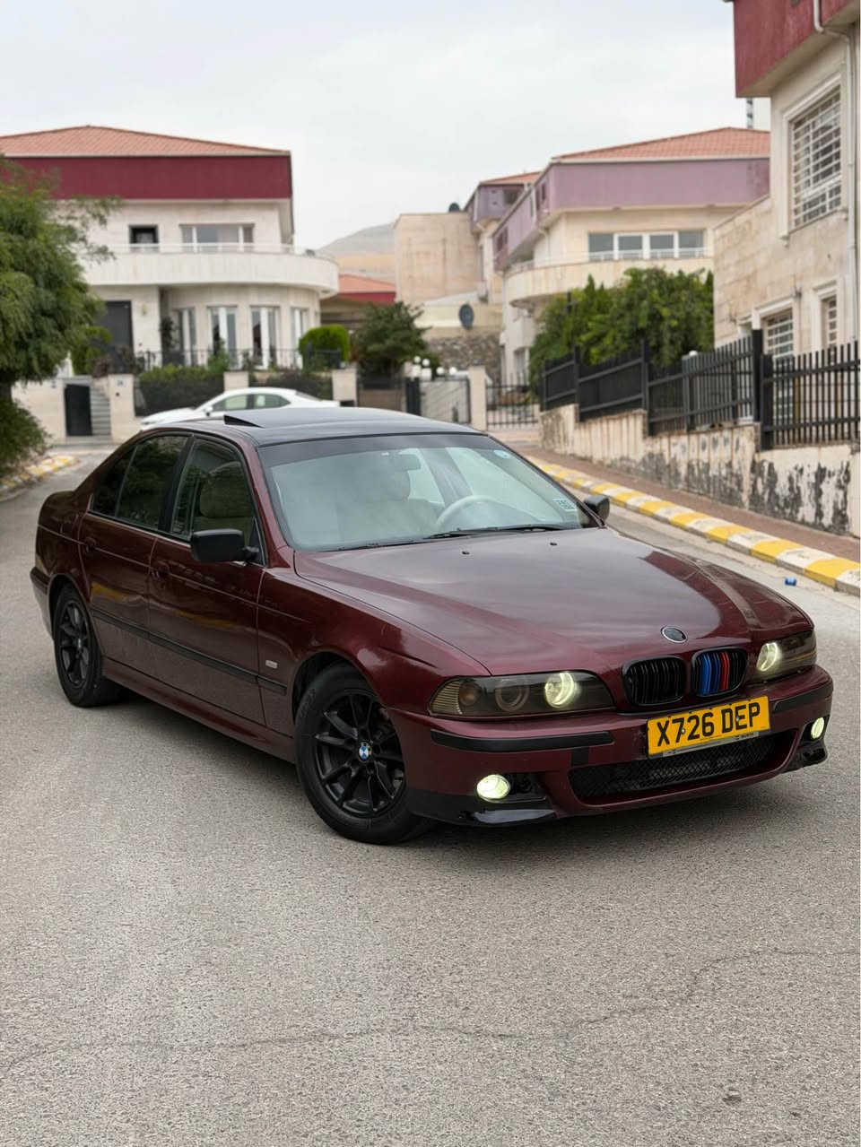بي ام دبليو ٥٢٥ • اوتوماتيك • ٢٠٠١