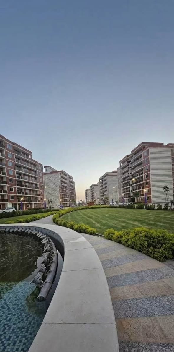 🏠 للبيع شقة مميزة في مجمع أيادي الكاظمية
📐 المساحة: 143 متر مربع

🏢 الطابق: الخامس

📍 الموقع: مجمع أيادي الكاظمية – بغداد

تتكون الشقة من:

🛏️ غرفتين نوم

🛋️ صالة

🍳 مطبخ

🚿 حمامين

💰 الشقة مؤجرة حالياً، مما يجعلها فرصة مناسبة للسكن أو الاستثمار وتحقيق عائد إيجاري.

البيع كاش والمبلغ ٢١٥ مليون مباشر من المالك

📞 للاستفسار: [***********]

للجادين فقط
