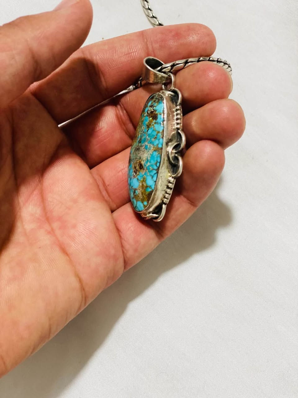 فضه جديده  ميه ب ميه سعر اغرام ب تلاثه وربع به مجال  ابيع كلهن مو قطعه وحده مختمات ايطالي   توصيل موجود جميع محافظات العراق  استفسار على هاذه رقم  ***********
