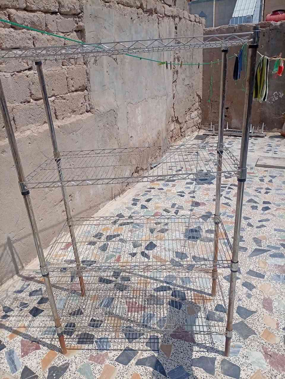 السلام و عليكم للبيع كلمن و سعره استان حذاء عدد 50 و جزامه احذيه مع سله حجم كبير ستيل للتواصل واتساب ***********
