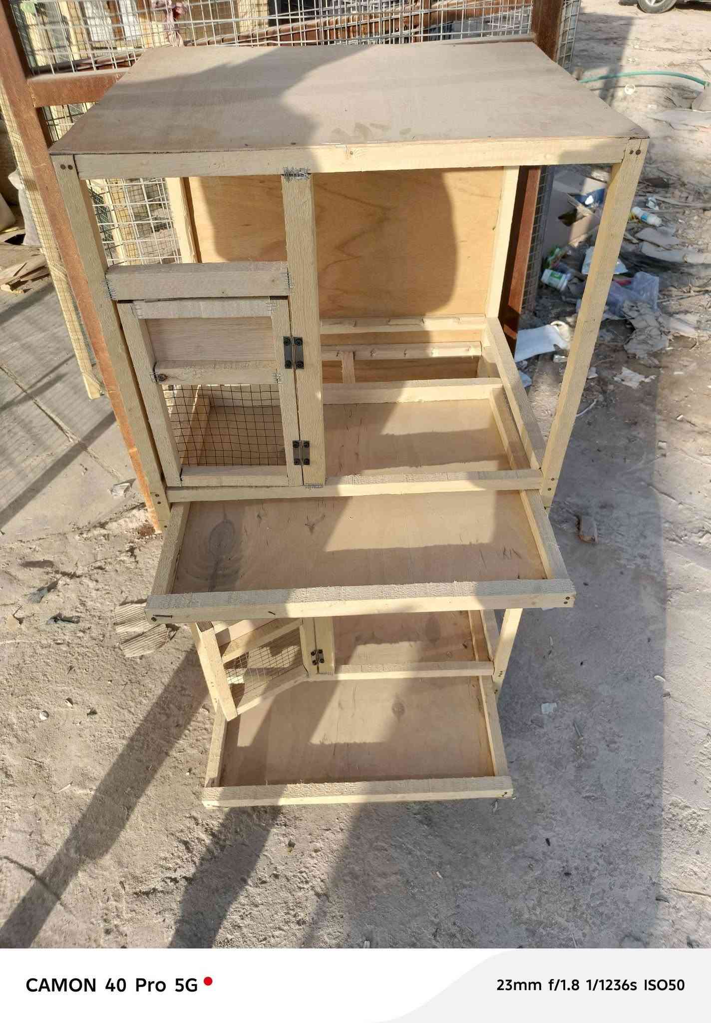 شغل خانات وجميع انواع الاقفاص حسب طلب خشب حسب طلبك وحسب شغل تريده خانات قفاصه كشوانيه
معالف بيت بلابل تواصل خاص او علئ هاذه رقم واتساب *********** او علق واني اجيك خاص
