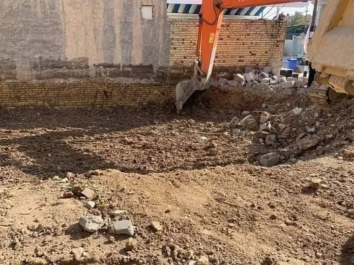 يوجد نقار واليات كامله لتفليش الدور ورفع النقاض حفر أساس تصفير القطعة نسلمك كاع بيضاء مقابل ناخذ شيش الحديد فقط   اي استفسار أتصل ***********  ## ***********
