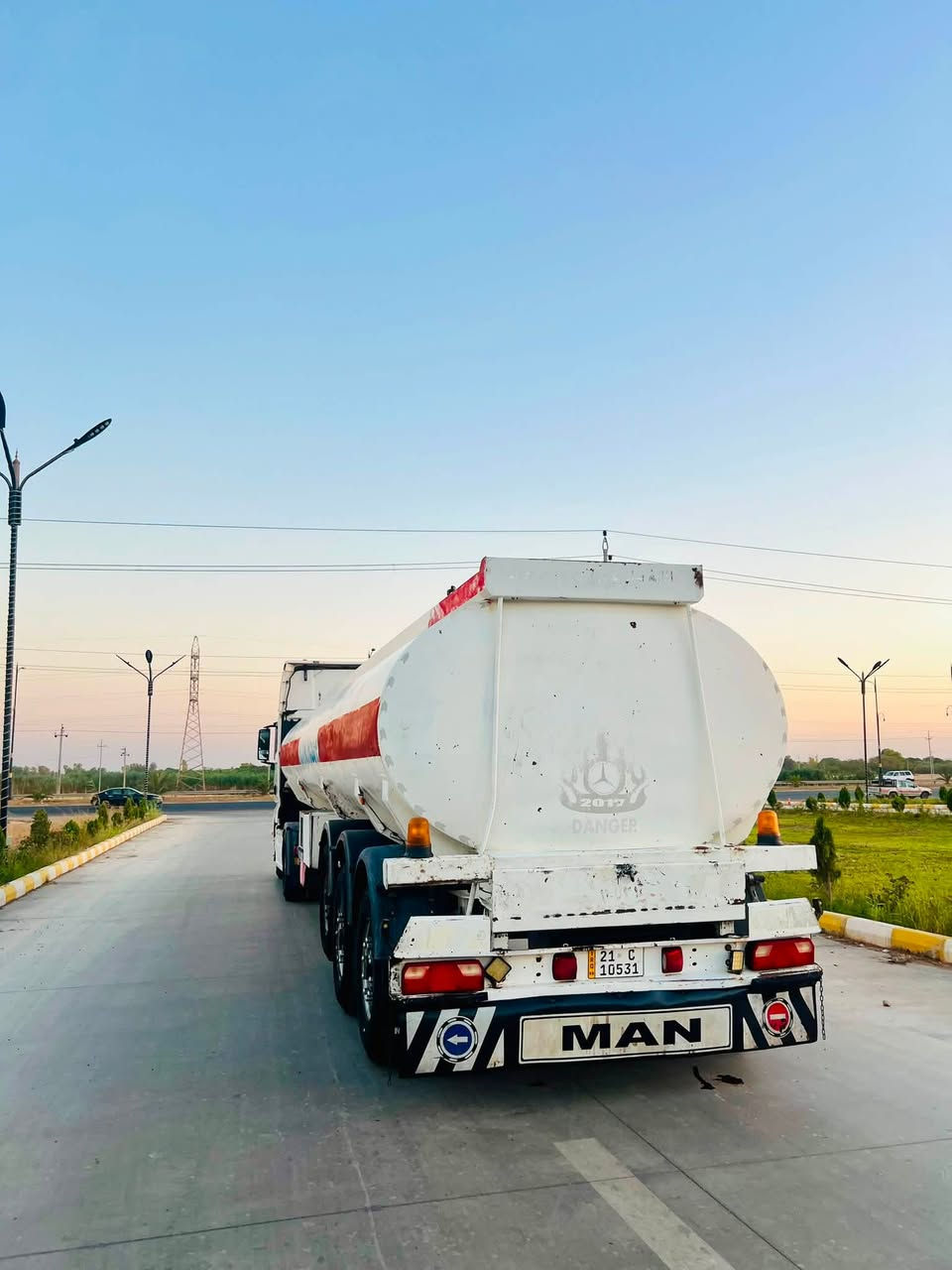 مان ٢٠٠٦ بۆ فرۆشتن✅
مەکینە ٤٣٠ تەنکی تاک تایەی رەخش 
سەنەوی هەزەی نوێیە تا ٢٠٣١
مواسەفات: بۆیلەر ،سەلاجە،سپلت، سپایدەر،تەبرید ، گێر ئۆتەماتیک,ڕیتایدەر،هاڤ 
خەتی حەسیرەشی هەیە  
***********
