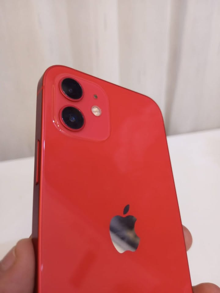 السلام عليكم
📱ايفون 12 

❤️لون مميز 

💾 ذاكرة 128

📞دبل سيمكارت

🔋 نسبه البطارية 86بلادي

✔️كله علبلاد مامبدل بي اي شي

نضافه 100‎%‎

💰السعر350بي مجال

للاستفسار علرقم بي واتس اب 

***********
