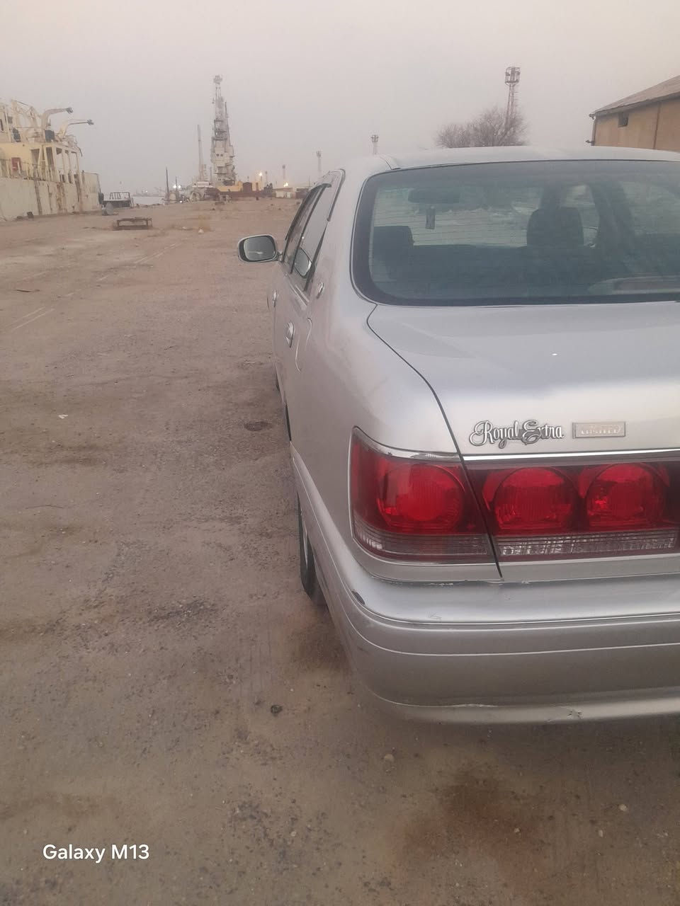 ملكه ٢٠٠٣ سياره جاهزه من كلشي ٢ دكم كرستال اصل مكينه ديفور الزقير السعر ٣٣ سياره بل بصره ***********

نص مكتوب في الصور:
- Galaxy M13