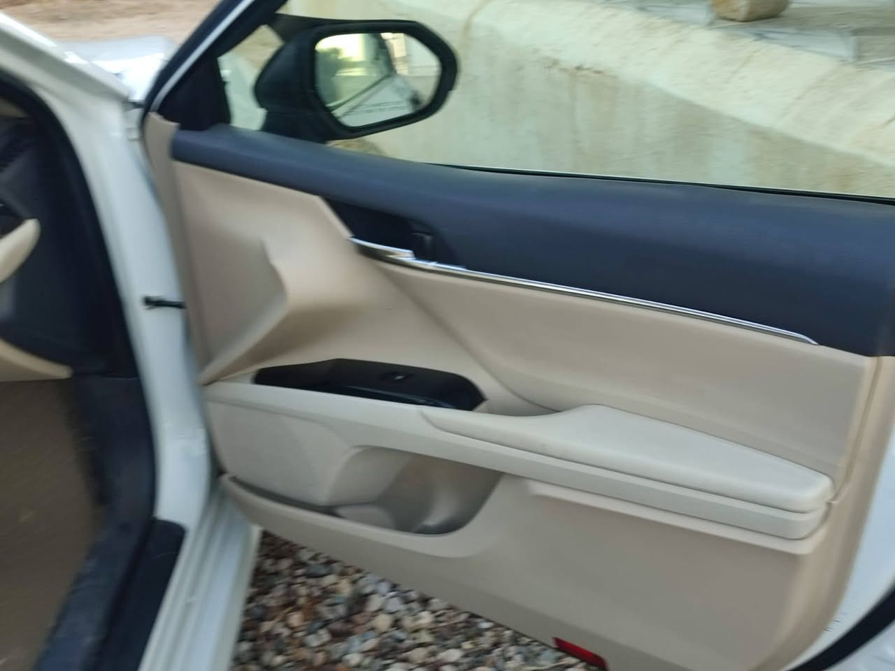 كامري خليجي موديل 20 محرك 2500 نظام بانزين فقط نظام ايكو سايدبىريك بصمه تبريدقطعتين خلفي امامي سياره بي شخوط باب السكن وخلفي اسكن بدون دواخل بجم كبس صندوق كبس ماشي 125 الف رقم اربيل تحويل مباشر سياره جاهزه السعر 165 $  ***********  مكان السيارة الحويجة الحلوات
