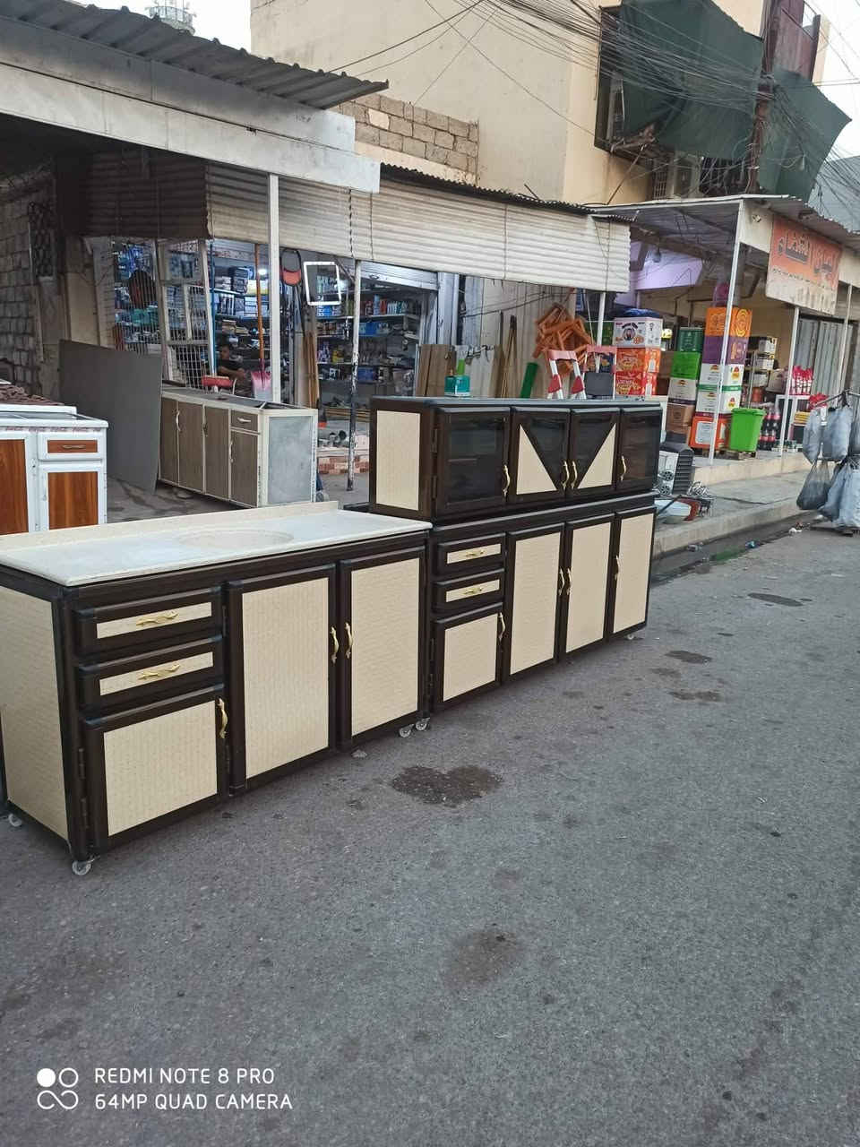 للبيع كاونتر شغل ثقيل نظافه 100% ارضيه مترين ملحق مترين سينجي متر ونص جرانيت مكان موصل راشديه رقم كورك *********** اسيا ***********
