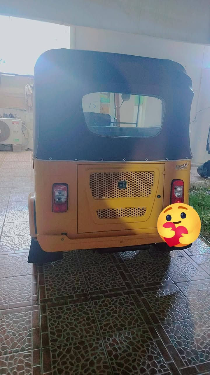موديل تكتك ٢١.. رقم بغداد.. كشر نظيف فول لا ضربة ولاصبغ.. مكينة خير من الله لاتبخير ولا تنقيص.. العنوان ديالى بعقوبة حي المعلمين.. رقم الهاتف ***********
