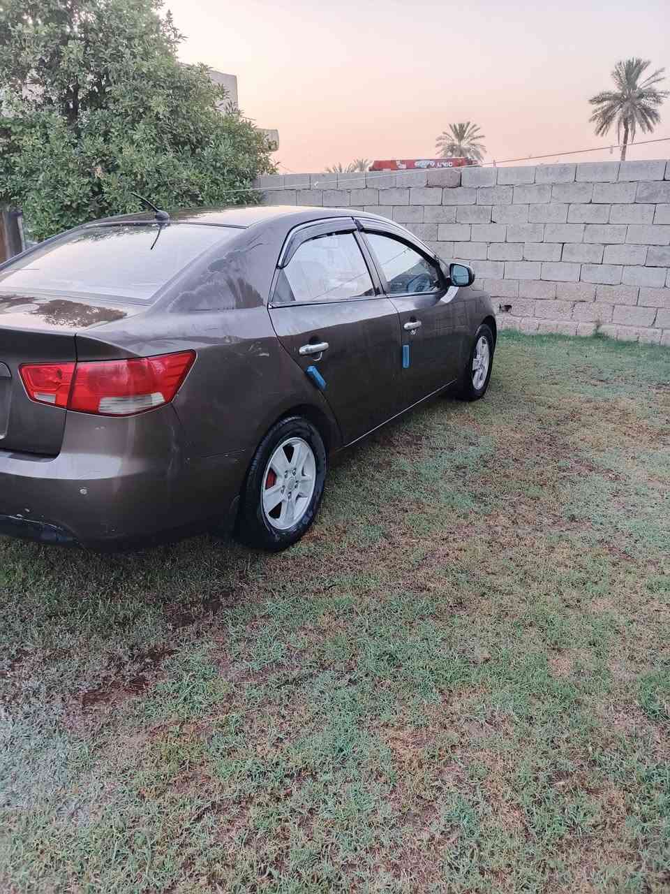 السلام عليكم كيا سيراتو ١٣بغداد خليجي مابيه ظربه ولا معجون بيه قطعتين رش بدون معجون
محرك ١٦٠٠ نظيف كير تخم تغير تبرد منظومة جديده السنويه ماساقطة تحويل مباشر دوشمه  جديده السعر 92 قفل الأتصال أو الاستفسار على الأرقام ***********او ***********
