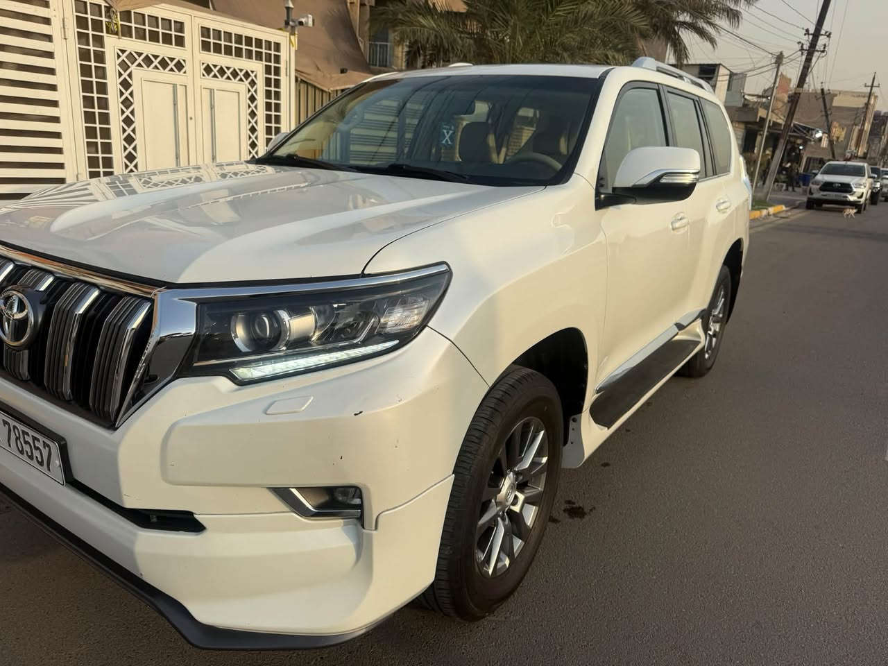 برادو VX • فل كامل • ممشى ٨٨ ألف