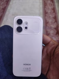 هونر 600 • ٢٥٦ جيجا • بطارية ٧٠٠٠