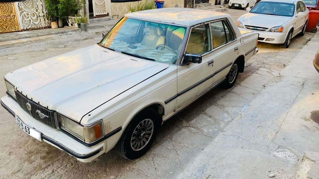 سلام عليكم 
للبيع او مراوس شعندك دزلي 
سوبر  1982 بسمي ثاني يوم تحولي شرط الرقم انكليزي الجديد 
مكينه بطة جديده 2500 كير عـادي تايرات جدد ويل كاب كما موضح بل صوره 
صدر امامي خلفي جديد 
 شواصي نضافة فول لا معمر ولا اي شيء 
ابطاين السيارة موجودات فقط يرادهن تعمير وتغليف فقط 
سعر 33 وبي مجال وبيك خير وتدلل 
رقم الهاتف *********** 
العنوان بغداد  الطالبيه
