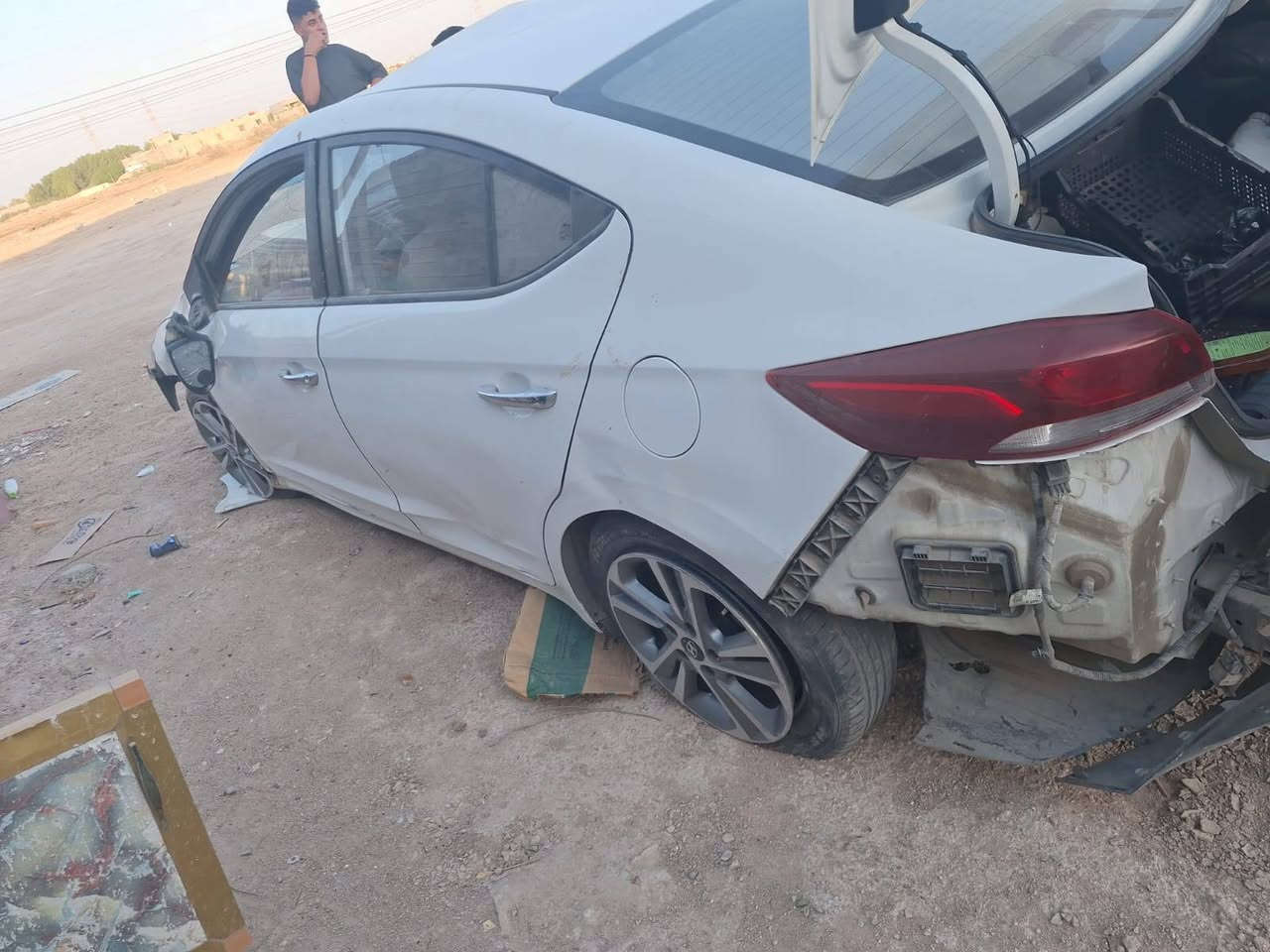 السلام عليكم النترا للبيع موديل 2018 خليجي سنويه منتهيه أربيل 
گرمة علي 

السعر 65 وبي مجال
***********
