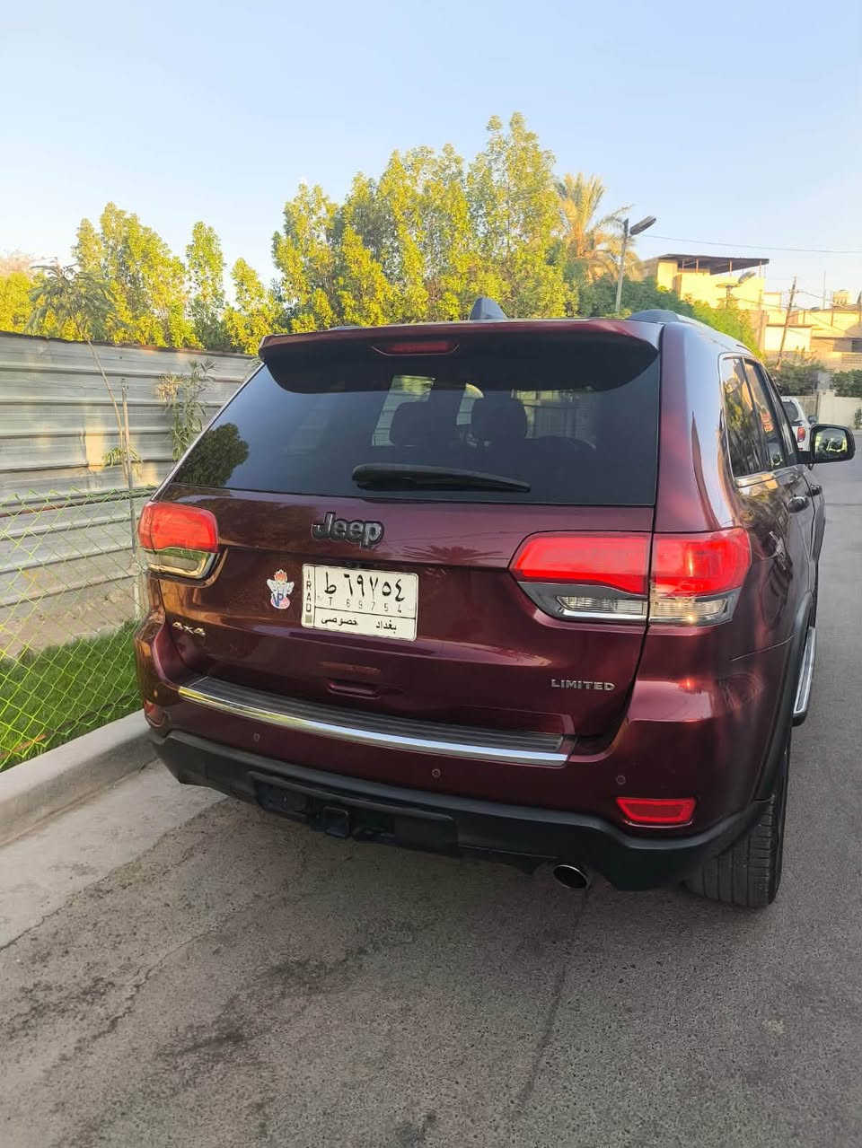 🚗 السلام عليكم ورحمة الله وبركاته
🔥 للبيع | Jeep Grand Cherokee Limited 2016

🇺🇸 وارد أمريكي
❌ بدون فتحة بانوراما

⚙️ المحرك: 3600 CC
⛽ 6 سلندر
✅ السيارة جاهزة للاستخدام ولا تحتاج أي صرف.

🛠️ تفاصيل الحادث:
🔹 جاملغ
🔹 بنيد
🔹 قطعتان صبغ (باب + الجاملغ الخلفي الأيسر)

💰 السعر: 165 قابل للتفاوض (بيها مجال).

📞 للتواصل: ***********

📍 للاستفسار أو المعاينة يرجى الاتصال أو المراسلة.
