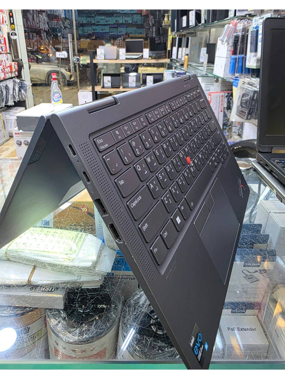 لينوفو X1 Yoga • شاشة 360° لمسية • 16GB رام