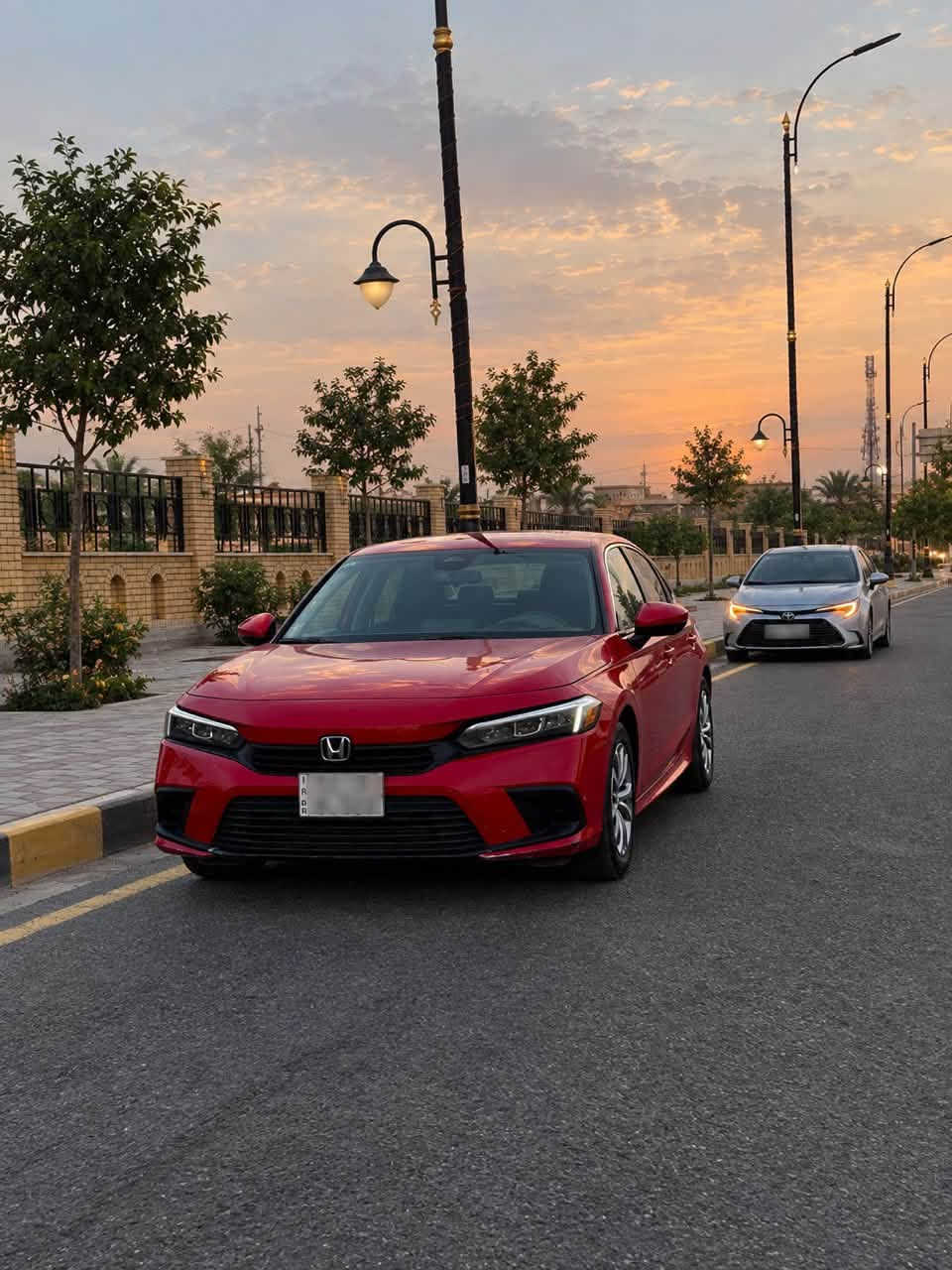 🔴 Honda Civic LX 2023

* الموديل: 2023
* الفئة: LX
* المحرك: 2.0 لتر 4 سلندر
* القوة: 158 حصان
* القير: CVT أوتوماتيك
* الدفع: أمامي FWD
* اللون: أحمر
* الجنوط: 16 إنچ
* الشاشة: 7 إنچ
* Apple CarPlay + Android Auto
* كاميرا خلفية
* Honda Sensing لأنظمة الأمان والمساعدة على القيادة
* مثبت سرعة
* تشغيل أوتوماتيكي للأنوار
* مكيف
* نوافذ ومرايا كهربائية
* ⁠الضرر موضح بالصور 
* ⁠السيارة من دون اي صبغ 

السعر / 140 ورقة وبيها مجال قليل
* 
مكان السيارة سامراء 
 *
للاستفسار الاتصال: ***********

نص مكتوب في الصور:
- PLC auction