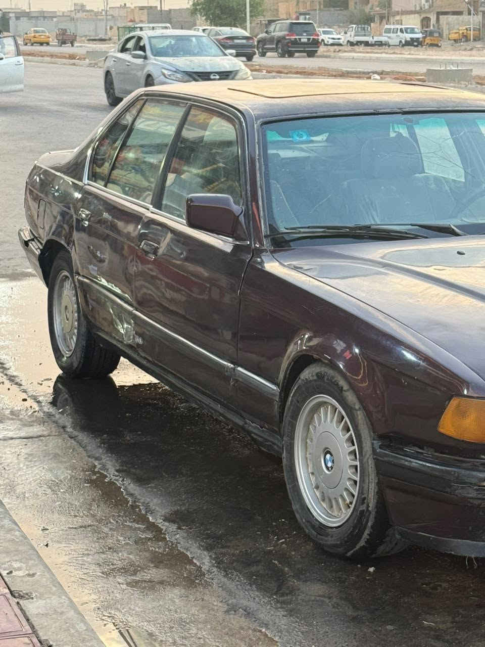 بي ام 730 • ١٩٩٣ • محرك V8