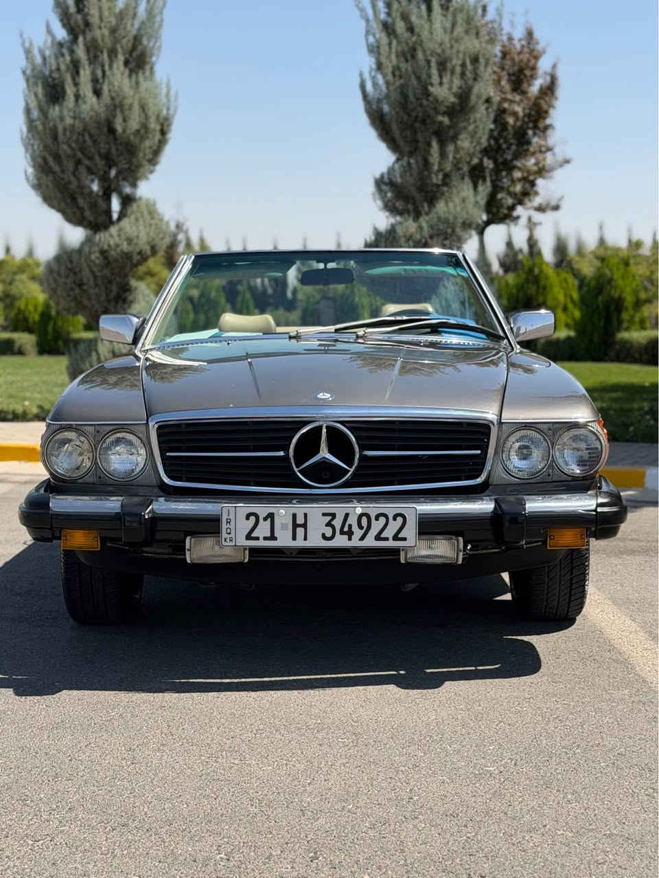 مرسداس موديل1981موصفاتSL/380تحفة كلاسك محرك8 سلندر اسيار كلش جديد صباغ جملية كلير بدول معجون قمرة كشف اصير اسيار جديد ماشي 155كلو كير محرك شرط جديد مكان سليمانية سعر155$وبيها مجل بصيط☎️📞***********￼ السليمانية, العراق
