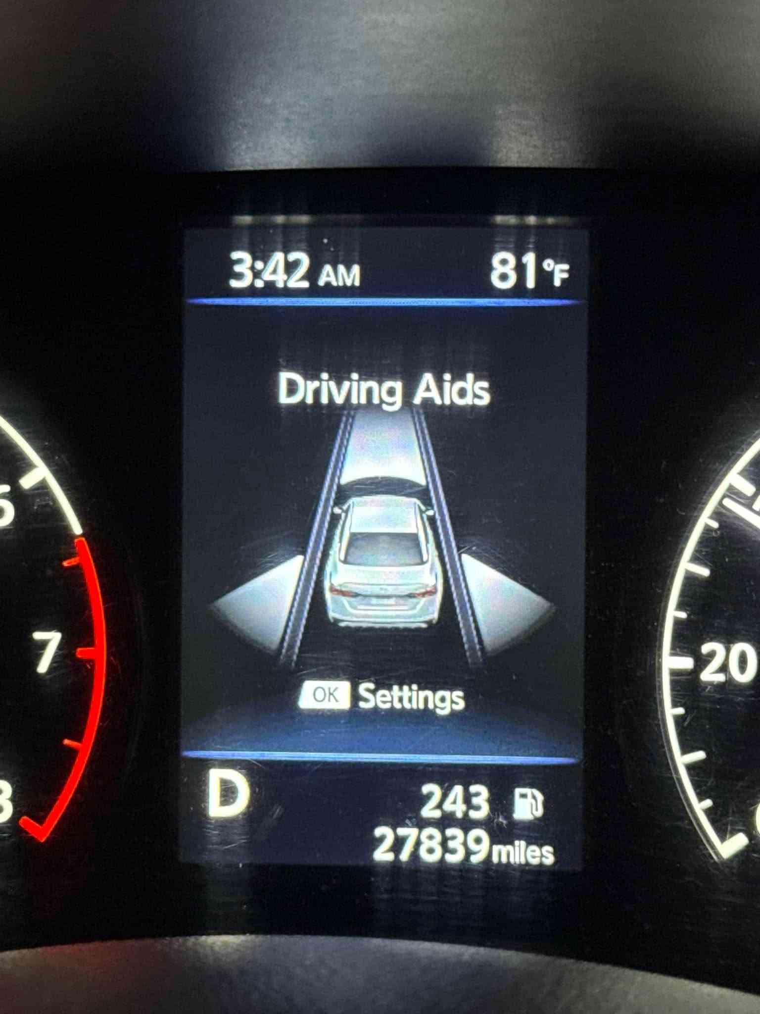 السلام عليكم

🚗 للبيع | نيسان التيما 2024 S

✔️ الفئة: S

- محرك 4 سلندر 2.5 لتر اقتصادي وقوي

- ناقل حركة أوتوماتيك CVT

- تشغيل بصمة + تشغيل عن بعد

- شاشة لمس

- كاميرا خلفية دوارة

- حساسات 

- رادار أمامي، تحذير الاصطدام، ومثبت سرعة ذكي تحكمات بالستيرن جهتين

- نظام مراقبة النقطة العمياء

- مكيف ممتاز منفصل تبريد ثلج 

حالة السيارة:

✅ الضرر بونيد وجاملغ بدون شاصي مكفولة صور  والضرر بالمنشور

✅ رقم سليمانية الجديد 

✅ السيارة نظيفة جداً وجاهزة للاستخدام بدون اي مصرف ممشى السيارة 27 ميل گير ومكينة وكهربائيات كلها بشرط وين ميعجبك افحص 

📍 الموقع: كركوك وبيها بطاقة بنزين 

💰 السعر المطلوب 138 بيها مجال بسيط 

📞للاستفسار الاتصال عالرقم ***********

نص مكتوب في الصور:
- 1 / 13 bid.cars