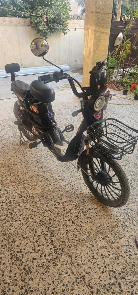 بايسكل شحن للبيع نظيف ابو خمس بطاريات بيه بطاريتين هابطه السعر 250 بيه مجال للاستفسار ***********
