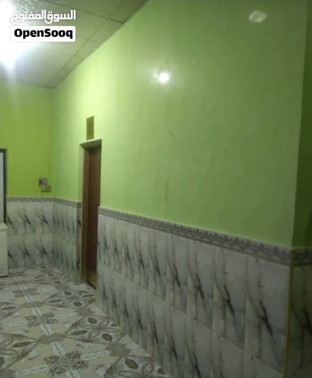 القبله حي الجامعه • ٣٠٠م • ٤ غرف