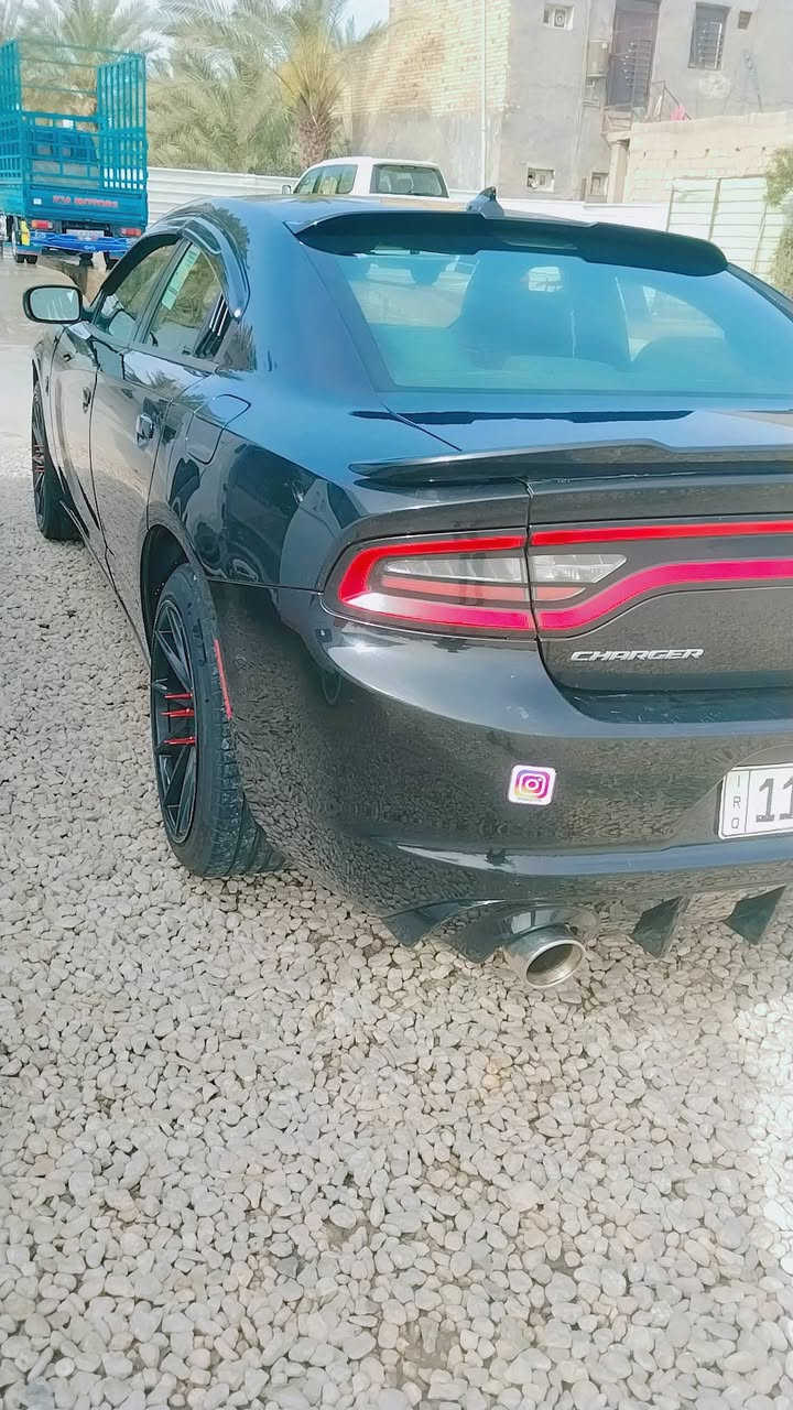 تشارجر SXT • ٦ سلندر • ٢٠١٦