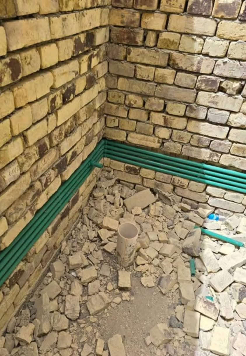 كادر المهندس المدني خضير الزوبعي لتأسيس الصحيات العامه للاتصال بنا ع @***********
