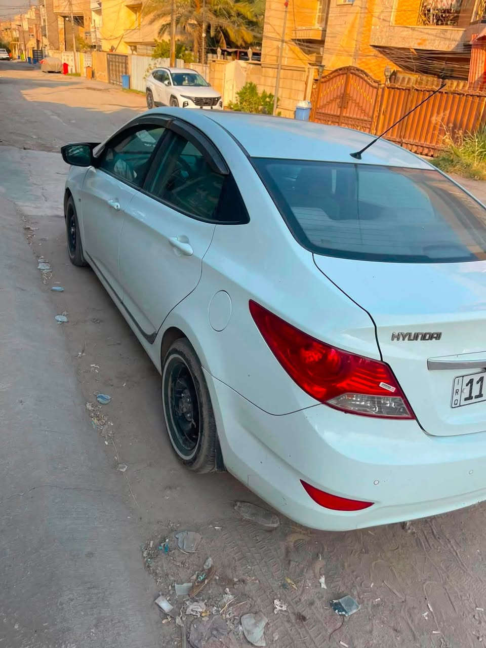 للبيع اكسنت موديل 2013
محرك 1600 

فول مواصفات فتحة 

بدون صبغ 

مكينة وكير مكفولات 

رقم بغداد بأسمي 

مكاني بغداد الدورة 

السعر 90 ورقة
***********
