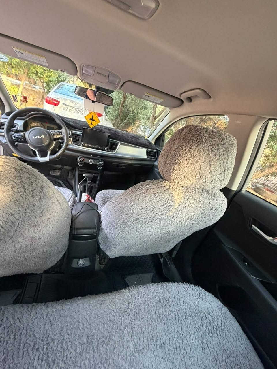 كيا ريو موديل 23 رقم أربيل بسمي حادثها جملغ خلفي بدون دواخل بدون ايربكات السياره جديده ماشي 50 ميل وملاحظه السياره ماخذها كاتي اني رقمتها بشهر الواحد السعر ١٢٥ وبيها مجال التواصل عل الرقم ***********
***********
