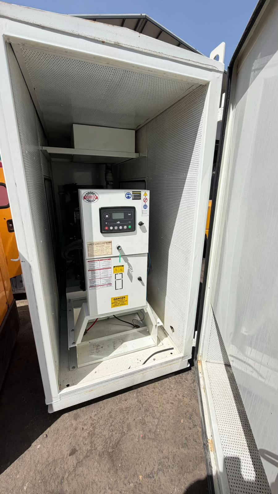 بيركنز 80KVA • ١٠٠٠ ساعة • كاتم صوت