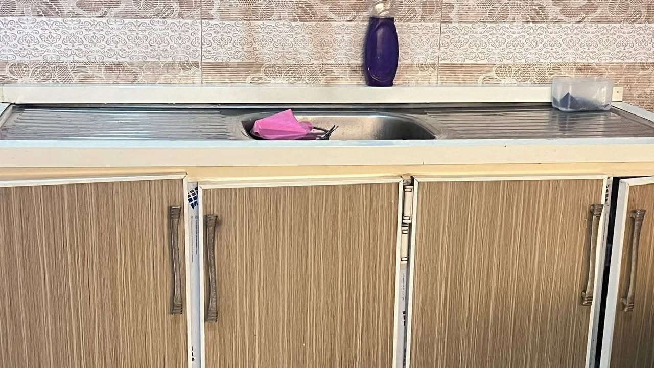 كاونتر • نظيف • مجال للشراي