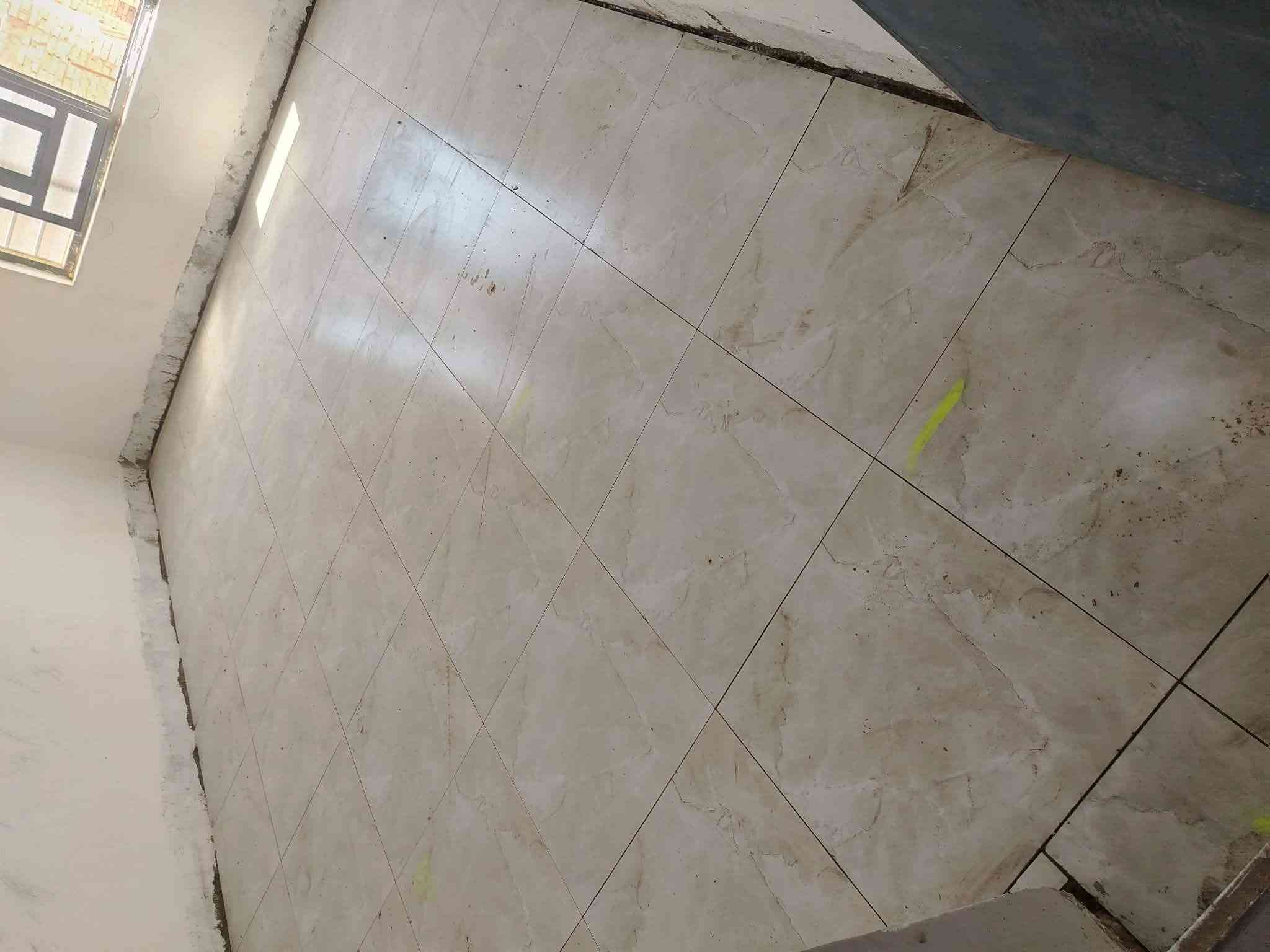 سلام عليكم خلفه تطبيك راضيات بورسلين *********** متفرغ حالين شتغل على يومي على المتر مكاني سبع البور البصام

نص مكتوب في الصور:
- HONOR X6
- 50MP Triple Camera
- O HONOR X6