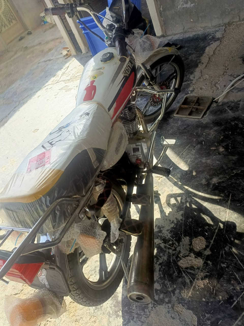 سلام عليكم دراجه للبيع موديل موديل ٢٣ كهربائيات شقاله محرك جديد السعر 650 وبيها مجال العنوان الصقلاويه رقم ترفون ***********
