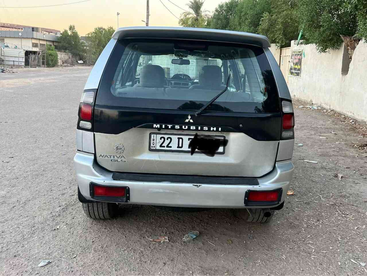 ميسبوشي موديل 2008 
موصفات 
تحكمات ستيرن 
مانع نزلاق 
شاشة 
كامرة 
سيارة جاهزة مكينة وكير خير من اللاه بيهة صبغ بس جملغ والباقي كفالي رايدهة 65 وبيهة مجال الطيبين واي ستفسار نتصال علة هذة رقم *********** مكلف بل نشر بغداد, العراق
