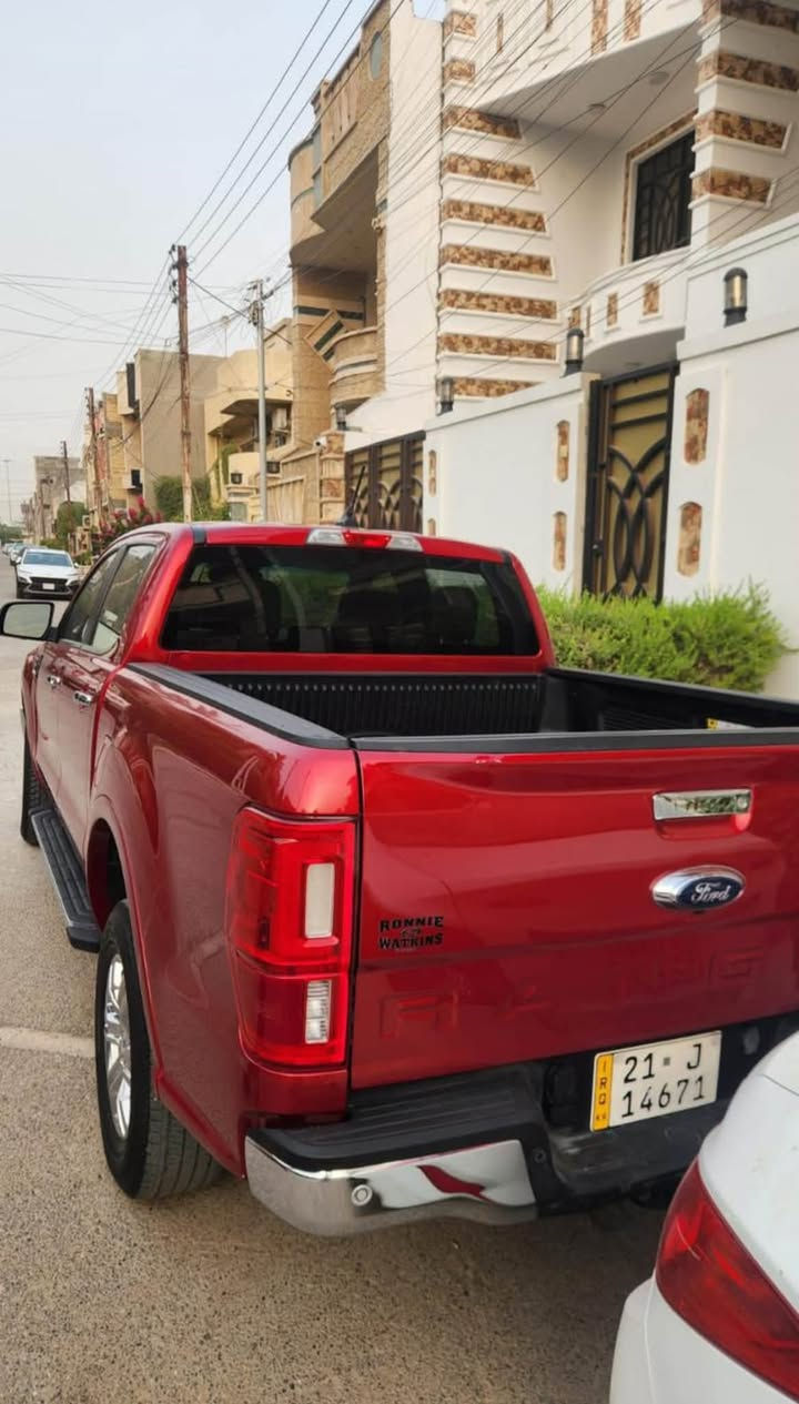 بيكم فورد 2021 

فورد رنجر 2021 امريكي 
رقم سليمانية

مكان السيارة بغداد
السيارة ماشية 90 الف كيلو 

*********** 

محرك 2.3 توربو بانزين 
#الضربة وصورة الضربة موجودة
جاملغ

#مواصفات 
كشافات امامي 
تحكم ستيرن 
بلوتوث 
تحديد سرعة 
رادار امامي خلفي 
رادار جانبي نقطة عمياء
خط مسار 
شاشة 
حساس خلفي 
كاميرا خلفية 
نظام انزلاق 

***********
