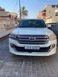 لاندكروزر GXR • ٢٠٢٠ • ٧٣ الف