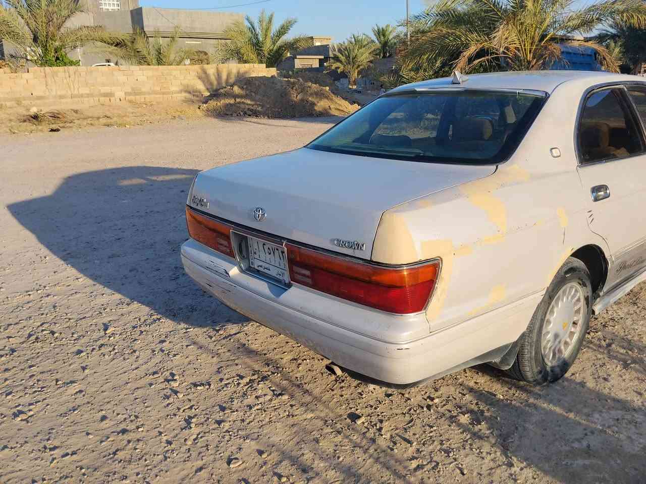 بطه للبيع منفصل موديل 1995 مكان السياره الكرمه بيها ضربه بجاملغ الوره محرك 2500 محرك وكير مكفولات السعر 50 وبيها مجال ***********
