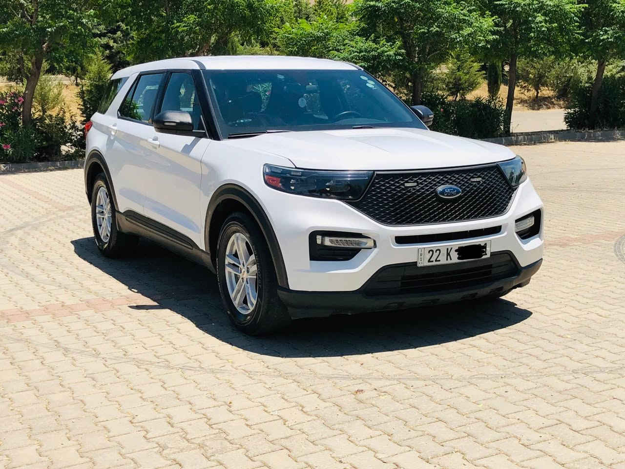 Ford Explorer Police 2021

نرخ. قفلي١٩٣ گةلاية 🔓

رةقةم شاسي 1FM5K8AC1MGC01583

فورد ئيكسپلوةر پوليسي فيدراڵي V6 3.0 twin turbo 400hp 563 n.m 🚀 رةنگي سپي بێ بوًياخ يةك دةرگاي گوراوة بة بيلاد بێ بوًياخ بيً ناو گرتن ئةرباگ بةس شان تةقيوة دانراوةتةوة سونةرةكةم داناوة پيش و دواي كةپسة گيًر و مةكينة و تةبريد و تةحويل بة شةرت سةنةوي تازةية ٢٠٢٨ كامل مةسرةف كراوة و زوًر تون و تولًة مواسةفاتي دةبل ئةكسلة و 3 ريز كوشن سياحي و كوشن كارةباية و بريك بةسمةية و ئاويًنة كارةباية و سوكان ڤوليوم و تةحديد سورعةية و شاشة و كاميًرةية و كونسولي بوً بةسراوة و لايت و بةگلايت و بلاجكتور ليد و ئوتوية و گاعي تيًگيراوة و ويلي XLT بوً بةسراوة تايةي لوكي بوً بةسراوة و هوًكة 83.000 كيلو مةتر روشتوة.

 لة سليًمانيم جوابي كوًمينت نايةمةوة ***********

السلام عليكم ورحمة الله وبركاته
‏‎ لـلـبـيع 

السعر. قفل ١٩٣ ورقة 🔒

رقم شاصي 1FM5K8AC1MGC01583

فورد اكسبلور بوليسي فدرالي 2021 لون ابيض السيارة 7 راكب كشن سياحي
محرك V6 توين توربو 400 حصان 
مواصفات شاشة كامرا بريك بصمة كشن كهربائية ‎و تحكم ستيرن جهتين ‎تحديد سرعه
نظام الدفع 4WD ويل كب XLT تايرات جديد بلاجكتور السيارة حيل نضيفة جاهزة 
مابيها اي نقص بشرط كير محرك تبريد كله بشرط ماشية ٨٣.٠٠٠ الف كيلو 
السيارة بدون صبغ بجم كبس 
باب واحد تبديل شركة بدون صبغ بدون دواخل سونر موجود
ايرباك بس البردة راجع سيستم

مكاني سليمانية 
ملاحظة السيارة هزة فحص رقم سنوية جديد ٢٠٢٨ رقم اربيل 
سنوية بسمي 

رقم صاحب السيارة 
*********** السليمانية, العراق

