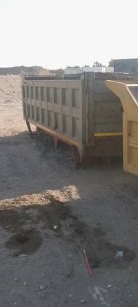 للبيع بدي ابو العلم كاعيه نضيفه 2500. وبي مجال 07804613606