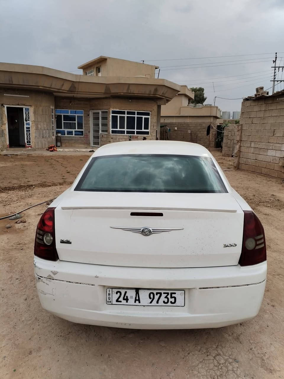 للبيع اوباما   موديل 2009
محرك 3500 

رقم دهوك  
المواصفات :
ومواصفات الاوباما المعروفة. 
السيارة ماشية. 
السيارة بلادية ونظيفة. 
تخم تايرات 4 جديد. 
تبريد ثلج ❄. 
محرك جديد شرط. 
لايتات زينون. 
دواخل بلادي نظيف 
شاشه ايباد 

للأستفسار 
رقم صاحب سيارة 
*********** 
العنوان_ كركوك _الحويجة_ معرض ابو واثق

السعر (( 100 )) تحويل وكالة
