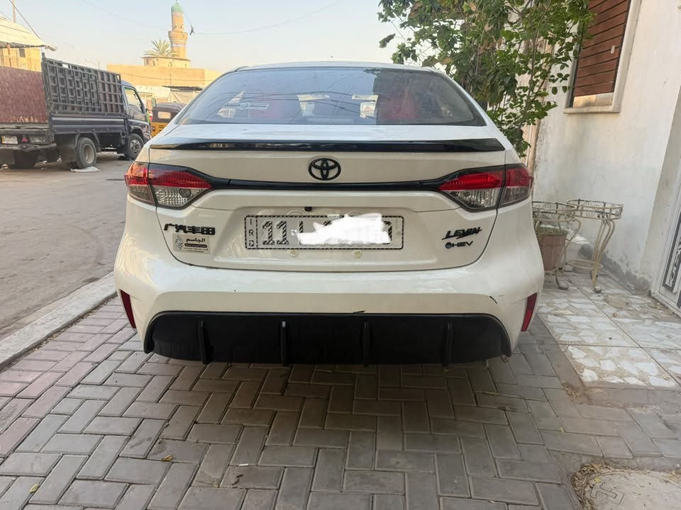 كورلا هايبرد بلاك ادشن ٢٠٢٥ ماشية ١٣٠ بيها شخط بالدعامية الخلفية كد اصبع وبيها طعجة بالبنية كد ابهام  مصلحتها بدون ازالة الصبغ وبيها شخط بالجاملغ اليسر كد اصبع بدون طعج  مكحلتها حتى الي يشتري يشوفها 
السيارة زيرو بمعنى الكلمة والمواصفات معروفة بال s بسعر ١٧٠ ورقة الراغب ياصل ***********
