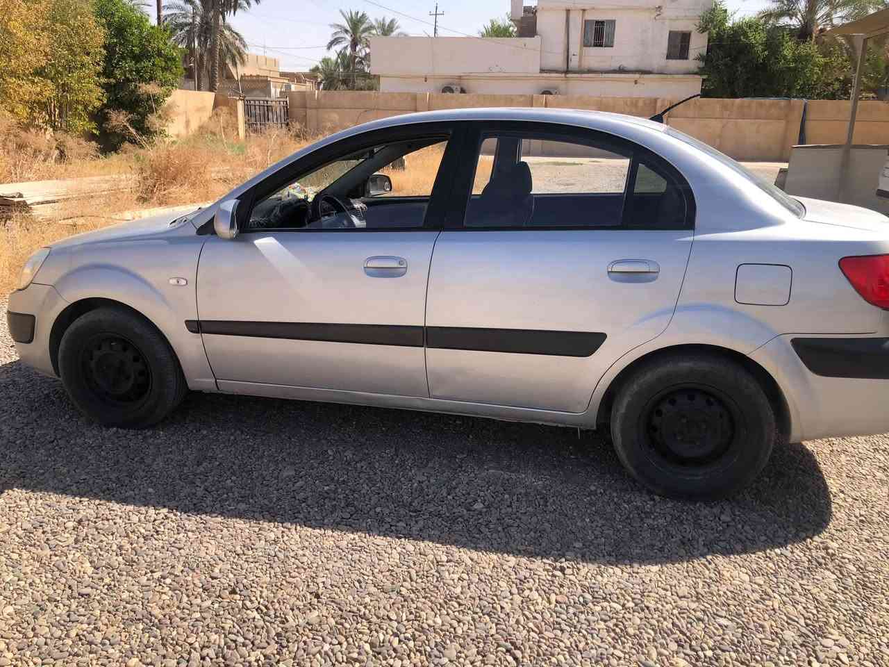 السلام عليكم كيا ريو موديل ٢٠٠٨  ادوات نظيفه محرك وكير شرط تايرات جديد صدر جديد محرك ١٦٠٠ دوش السعر ٣٥ للاتصال ***********
